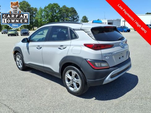 Used 2023 Hyundai Kona SEL FWD image 3