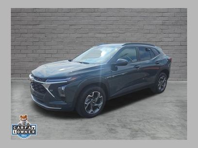 Used 2025 Chevrolet Trax LT
