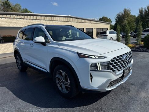 Used 2021 Hyundai Santa Fe SEL w/ Convenience + Premium Package AWD/4WD image 5