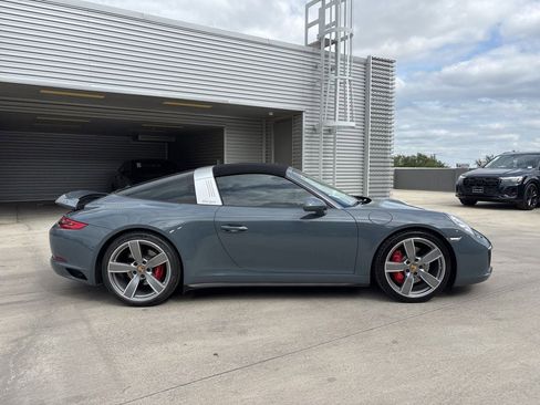 Used 2017 Porsche 911 Targa 4S AWD/4WD image 4