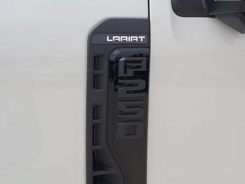 Certified 2024 Ford F250 Lariat w/ Lariat Ultimate Package AWD/4WD image 14