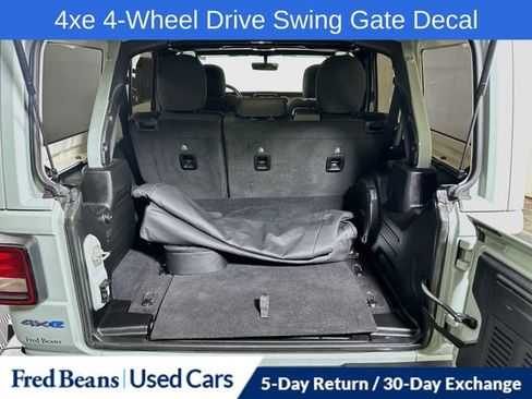 Used 2023 Jeep Wrangler Unlimited w/ Cold Weather Group AWD/4WD image 33