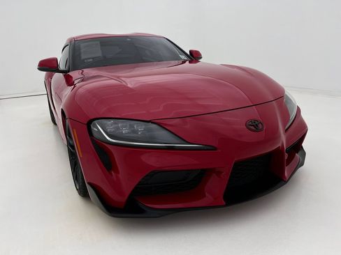 Used 2020 Toyota Supra Launch Edition w/ Driver Assist Package RWD image 8