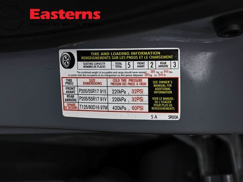 Used 2023 Nissan Kicks SR w/ SR Premium Package FWD image 34