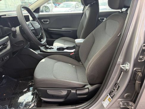 Used 2025 Kia K4 FWD image 25
