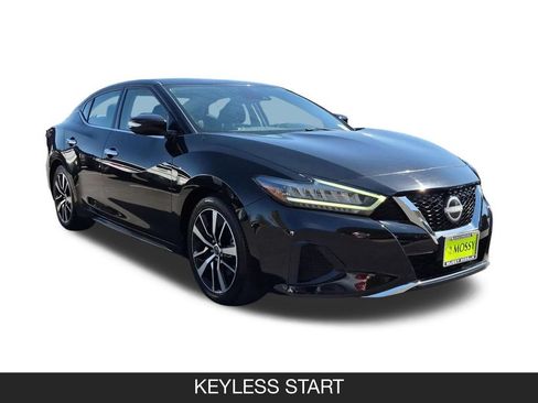 Certified 2023 Nissan Maxima SV w/ Floor Mat Group FWD image 2