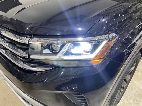 Used 2023 Volkswagen Atlas Cross Sport SE FWD image 20
