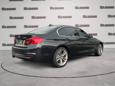 Used 2018 BMW 330i xDrive Sedan AWD/4WD image 5