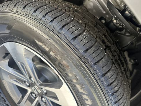 Used 2026 Honda Pilot EX-L image 4