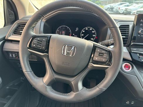 Used 2026 Honda Odyssey EX-L image 16