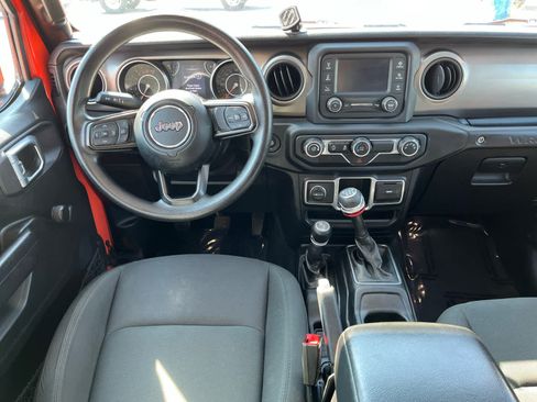 Used 2018 Jeep Wrangler Unlimited Sport AWD/4WD image 23