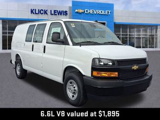 New 2025 Chevrolet Express 3500 w/ Driver Convenience Package video 1