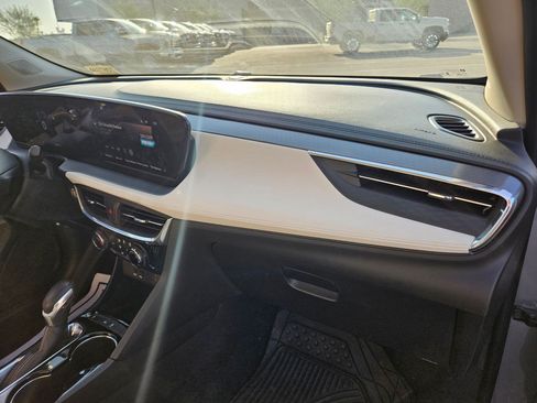 Used 2025 Buick Encore GX Sport Touring FWD image 26