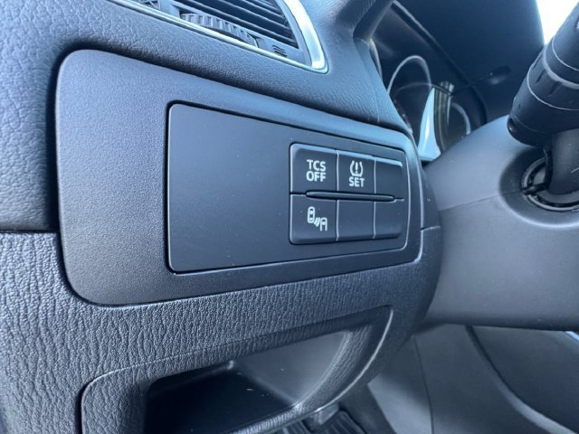 Used 2016 MAZDA CX-5 Touring w/ Bose/Moonroof Package FWD image 6
