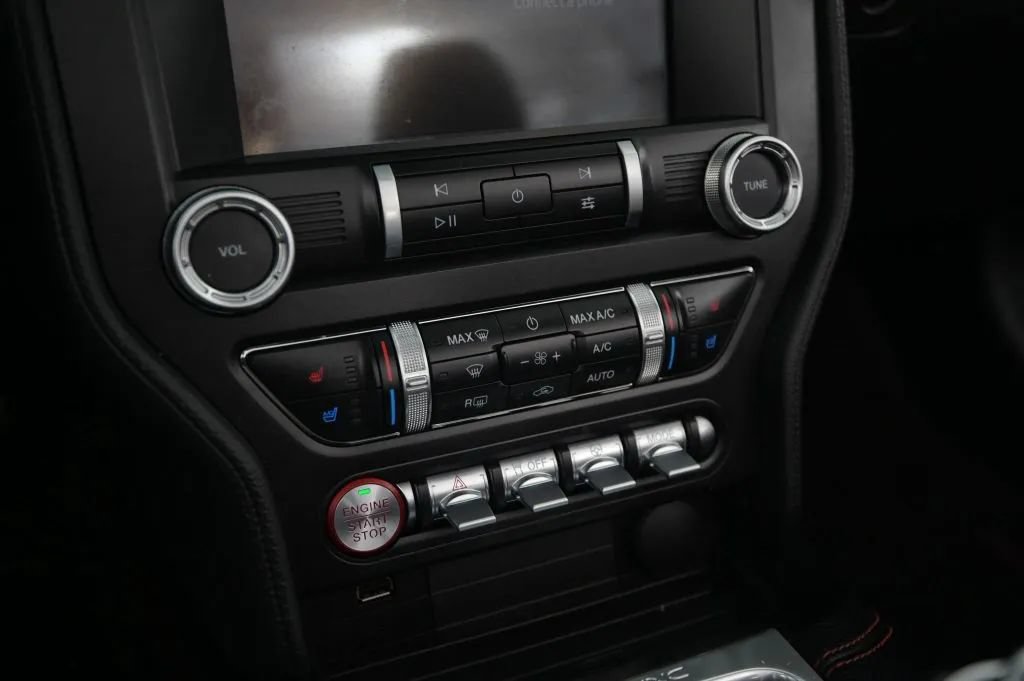 Used 2022 Ford Mustang GT Premium w/ Equipment Group 401A RWD image 27