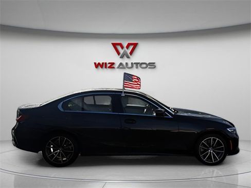 Used 2019 BMW 330i xDrive Sedan w/ Convenience Package image 4