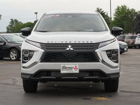 New 2026 Mitsubishi Eclipse Cross LE AWD/4WD image 8