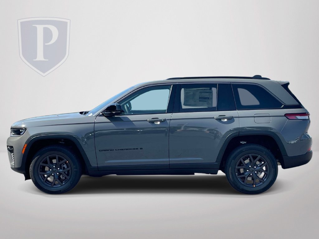 New 2027 Jeep Grand Cherokee Altitude AWD/4WD image 5