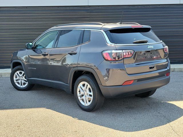 Used 2019 Jeep Compass Sport FWD image 2