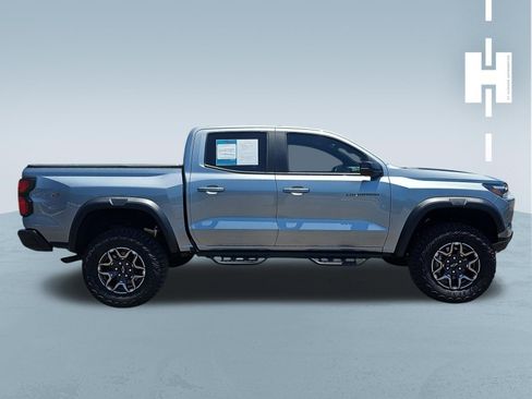 Used 2024 Chevrolet Colorado ZR2 w/ ZR2 Convenience Package III AWD/4WD image 3