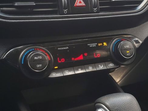 Used 2019 Kia Forte LXS image 19