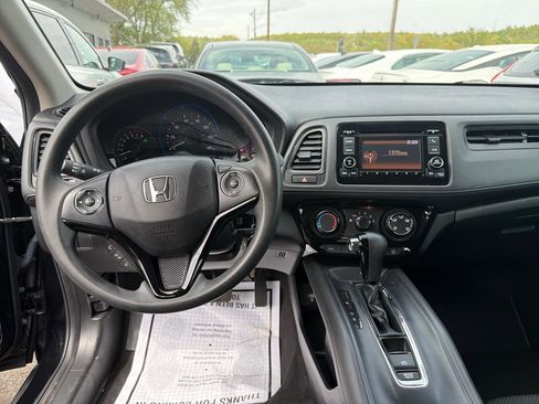 Used 2022 Honda HR-V LX image 21