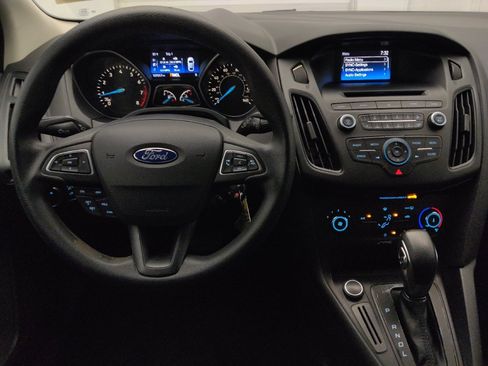 Used 2017 Ford Focus SE FWD image 22