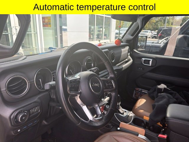 Used 2022 Jeep Wrangler Unlimited Sahara AWD/4WD image 15