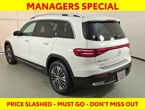 Used 2025 Mercedes-Benz EQB 250+ image 5