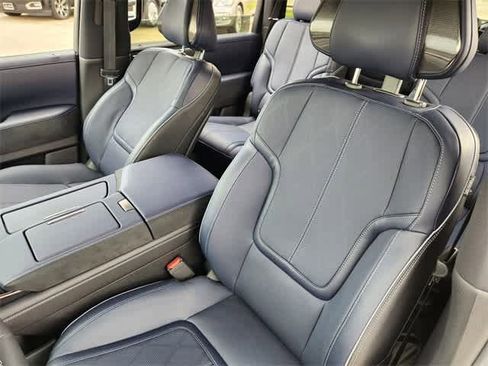 New 2026 INFINITI QX80 SPORT w/ Sport Exterior Package image 11