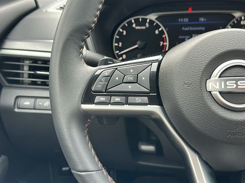 Certified 2024 Nissan Altima 2.5 SR FWD image 15