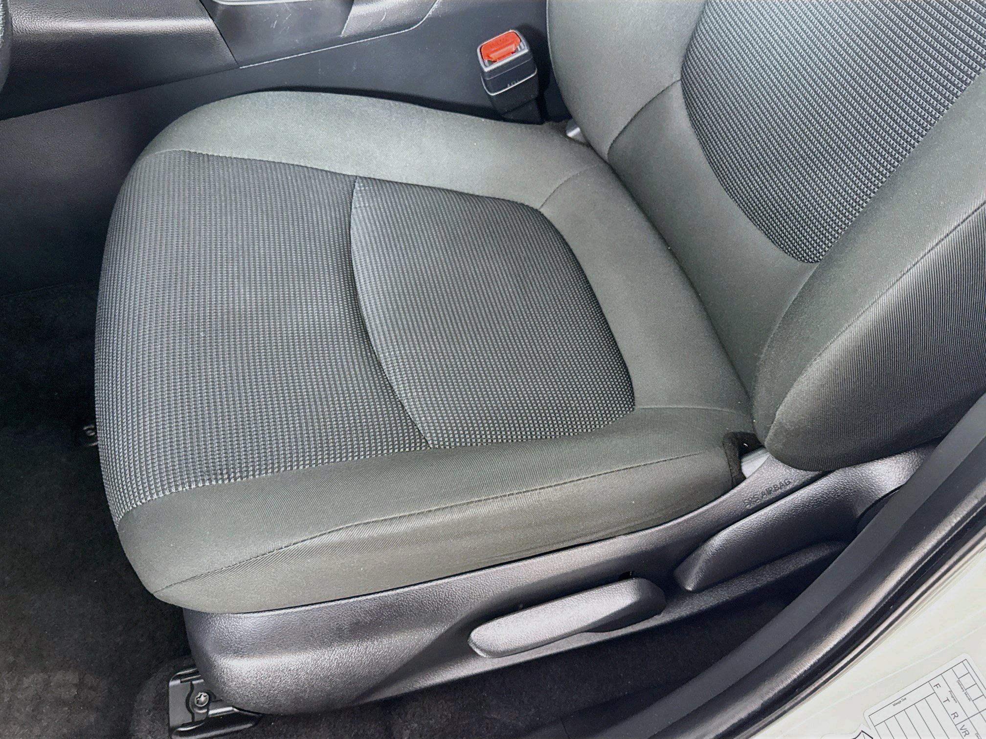 Certified 2025 Toyota RAV4 LE AWD/4WD image 20