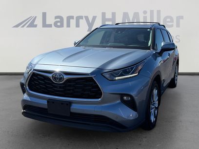Used 2022 Toyota Highlander Limited