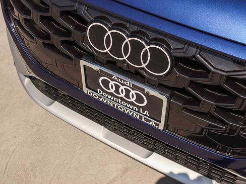 New 2026 Audi Q3 quattro 2.0T AWD/4WD image 8