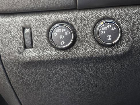 Used 2016 GMC Canyon SLE w/ SLE Convenience Package AWD/4WD image 14