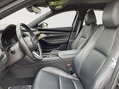Used 2019 MAZDA MAZDA3 Hatchback w/ Preferred Package FWD image 16