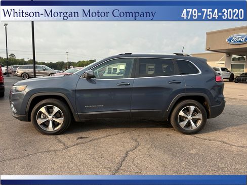 Used 2020 Jeep Cherokee Limited w/ Trailer Tow Group AWD/4WD image 8