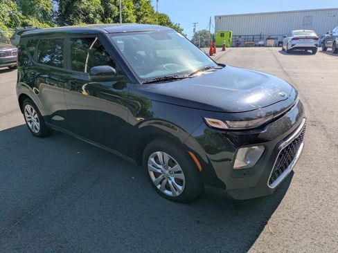 Used 2020 Kia Soul LX FWD image 1