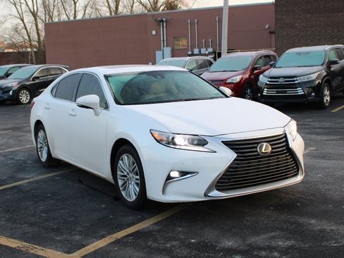Used 2016 Lexus ES 350 image 4