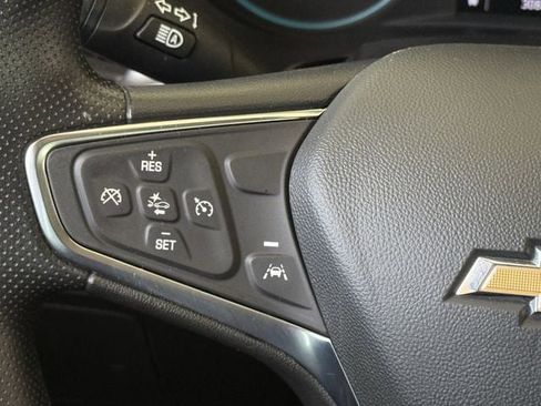 Used 2025 Chevrolet Malibu LT FWD image 13