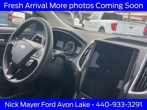 Used 2024 Ford Edge SE image 11