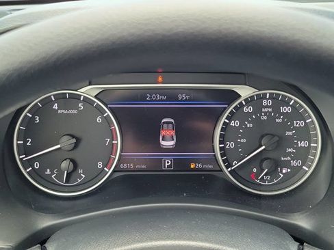 Used 2025 Nissan Sentra SV FWD image 25
