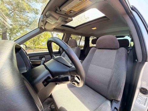 Used 2003 Nissan Pathfinder SE w/ SE Popular Pkg image 18