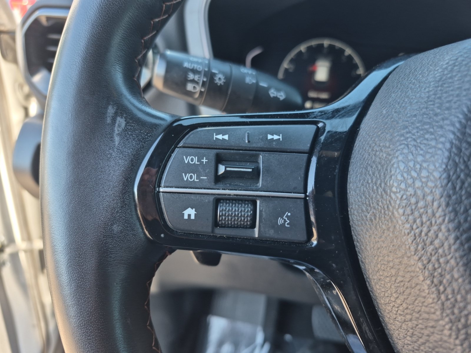 Used 2024 Honda Pilot TrailSport image 16