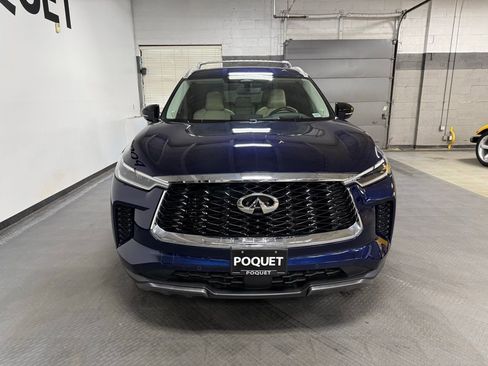 Used 2023 INFINITI QX60 Sensory w/ Vision Package AWD/4WD image 3