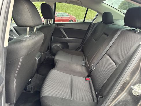 Used 2012 MAZDA MAZDA3 i Touring FWD image 24