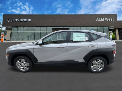 New 2026 Hyundai Kona SE FWD image 9