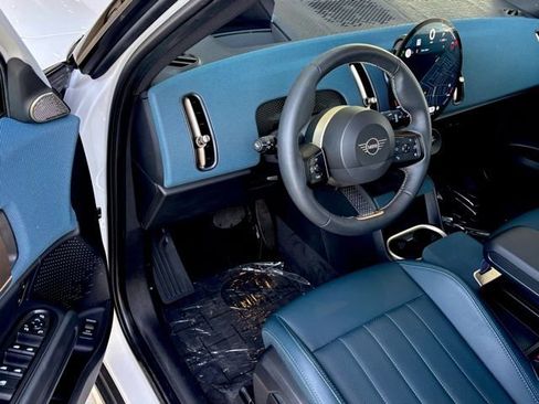 Used 2025 MINI Cooper Countryman S w/ Comfort Package Max image 15