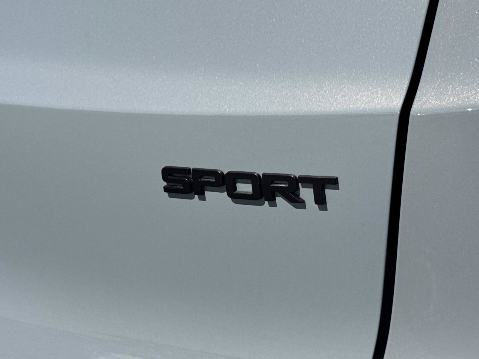 Used 2025 Honda CR-V Sport image 31