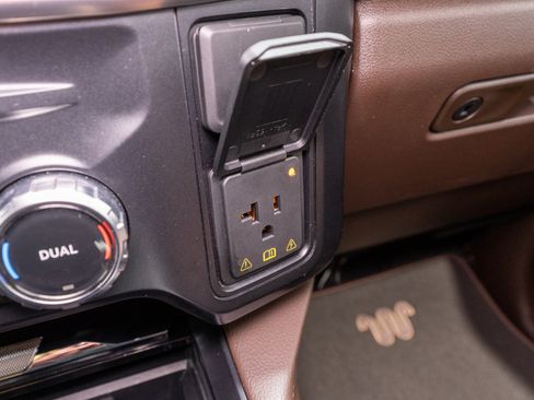 Used 2024 Ford F250 King Ranch AWD/4WD image 30